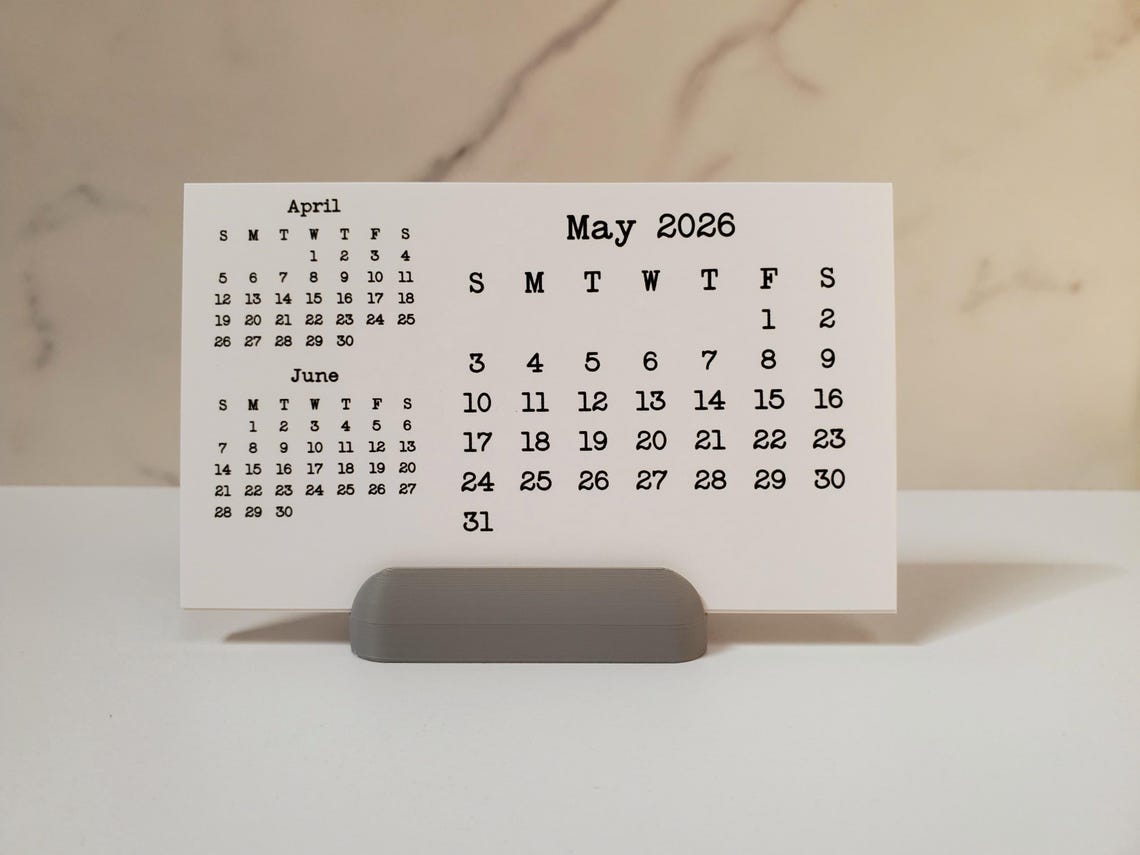 Small Desk Calendar 3 Months Design