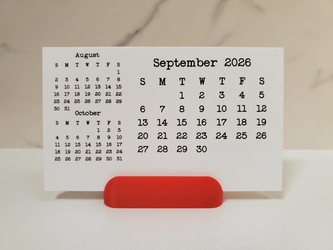 Small Desk Calendar 3 Months Design